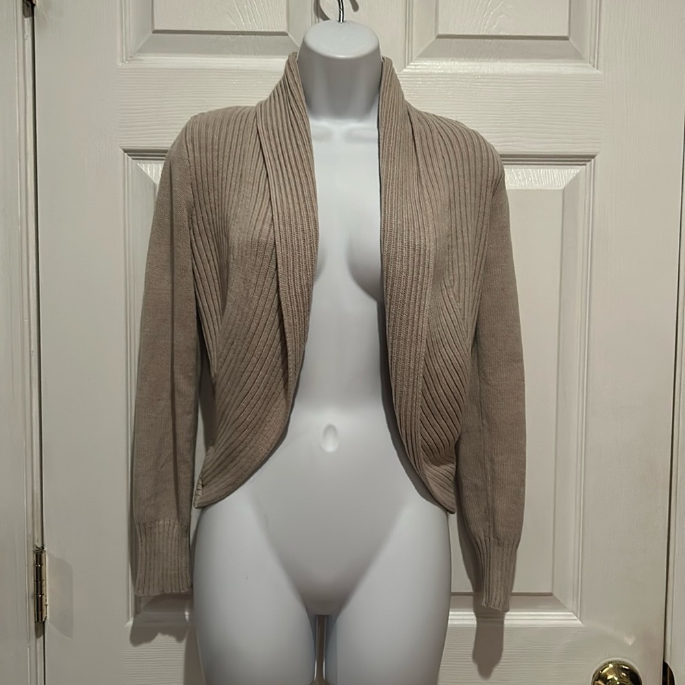 H & M OPEN FRONT CARDIGAN RIBBED KNIT SWEATER SHRUG LIGHT BEIGE SIZE XS